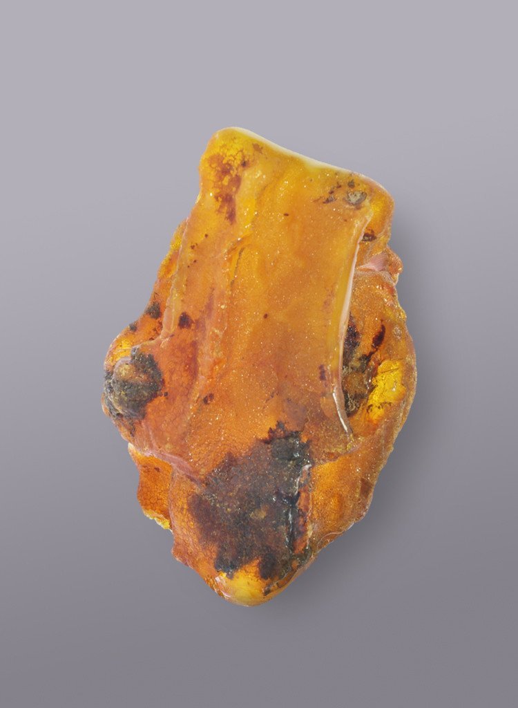 NATURAL BALTIC AMBER STONE 3,4 gr